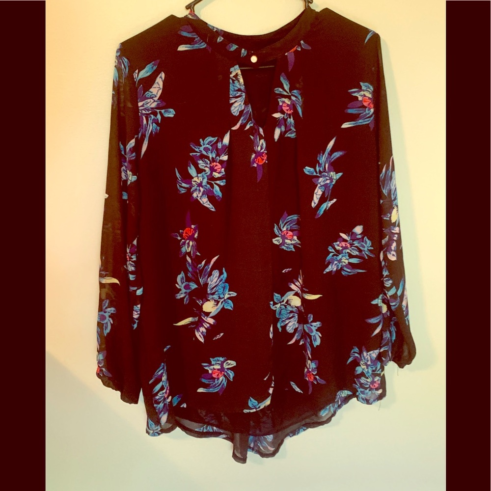 Black Chest Hole patterned Top